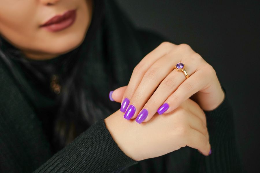 Glossy violet square set